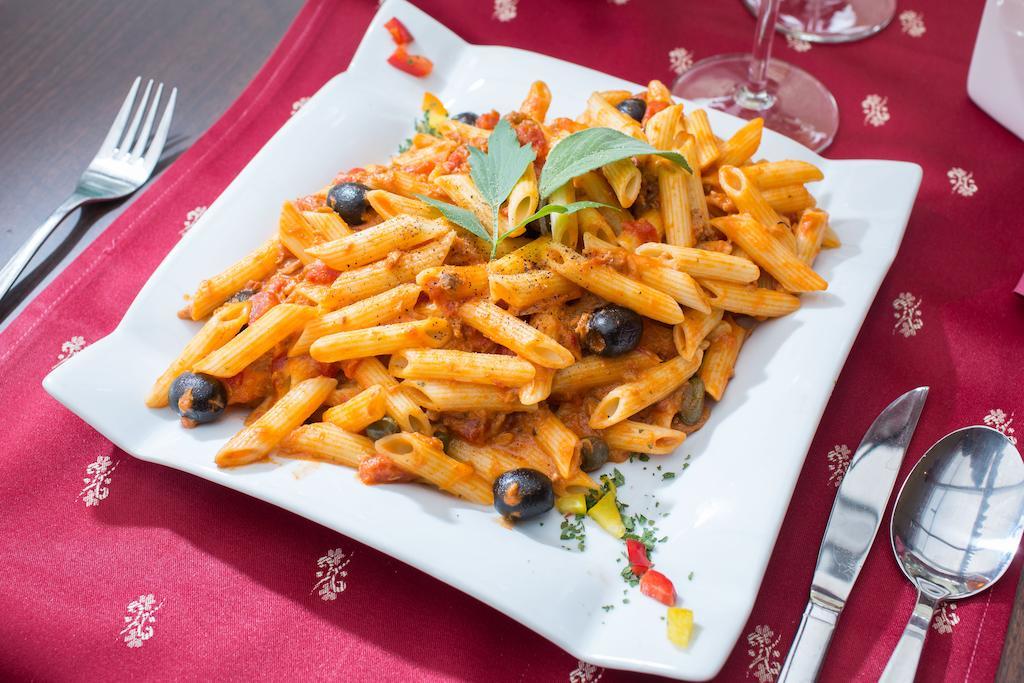 Gaestehaus Krappinger/Pizzeria Mamma Mia Ossiach Ngoại thất bức ảnh