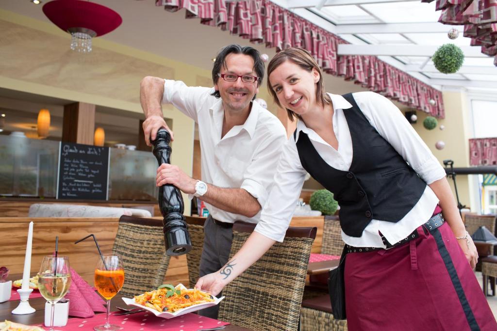 Gaestehaus Krappinger/Pizzeria Mamma Mia Ossiach Ngoại thất bức ảnh