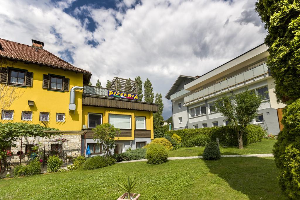 Gaestehaus Krappinger/Pizzeria Mamma Mia Ossiach Ngoại thất bức ảnh